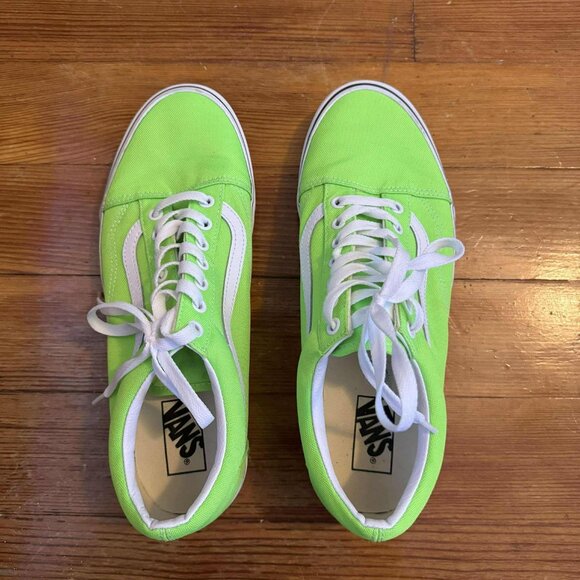Vans Neon Lime Green Old Skool Shoes Sneakers Men's 10.5 Women's 12 Gecko - Picture 2 of 6